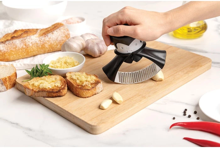Brand new 🥰 OTOTO All Rockula | GARLIC CRUSHER 🎉 4 Brand new 🥰 OTOTO All Rockula | GARLIC CRUSHER 🎉 - Image 2